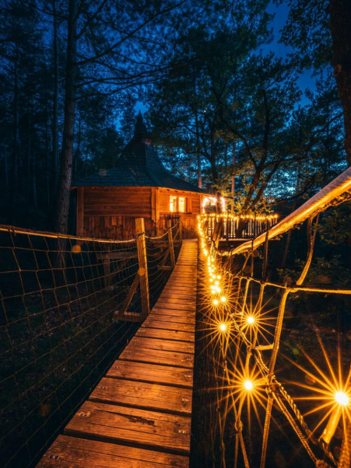 logement hautes alpes nuitée cabanes perchées insolite