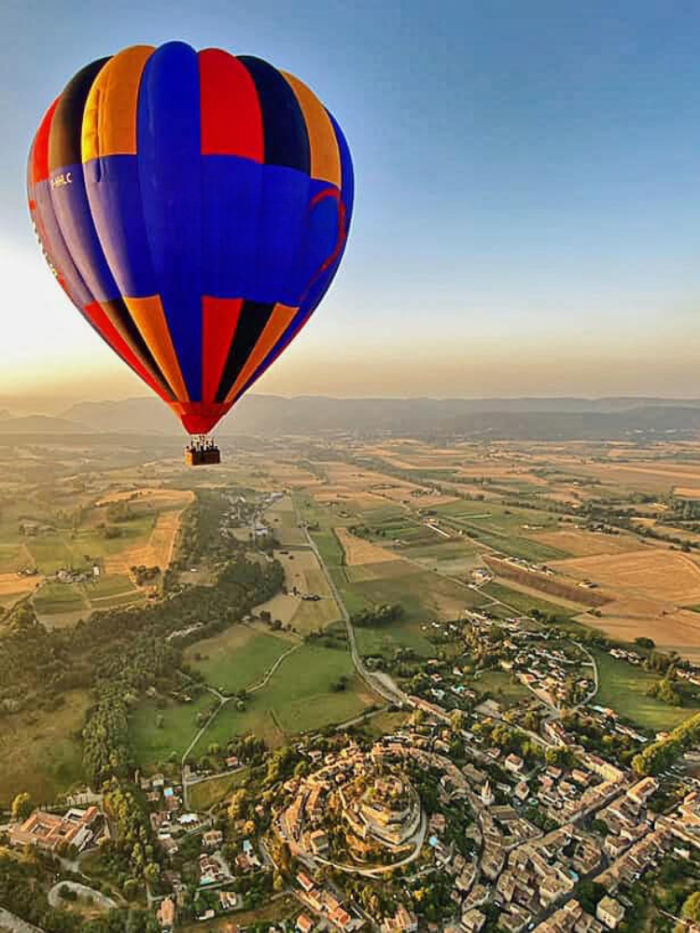tour en montgolfière en provence